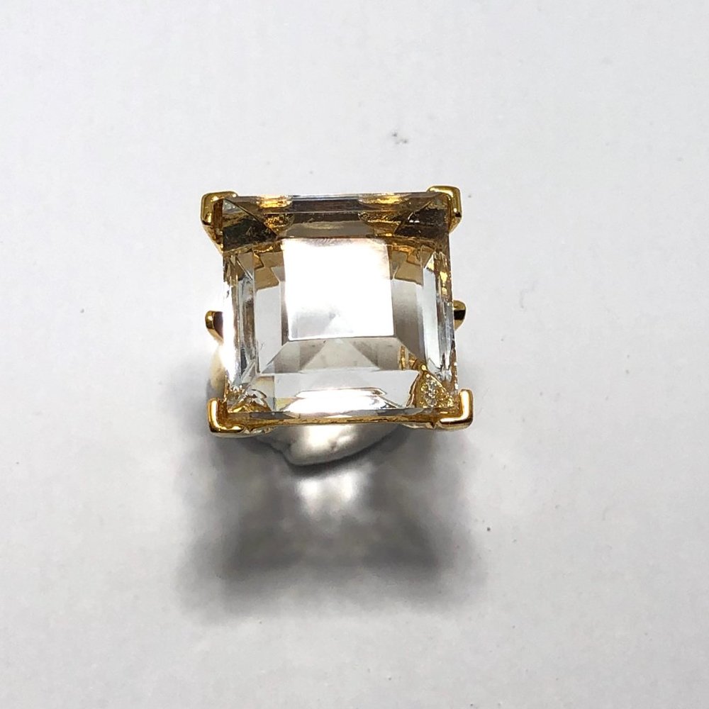 KENNETH JAY LANE, CLEAR CRYSTAL SQUARE STATEMENT RING - Picture 4 of 13